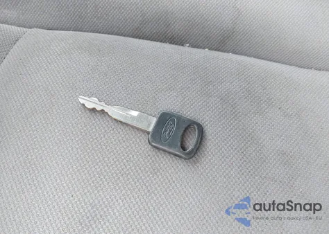 2009 Ford E-250 Commercial/Recreational z USA, uszkodzony, nr VIN 1FTNE24W59DA48746